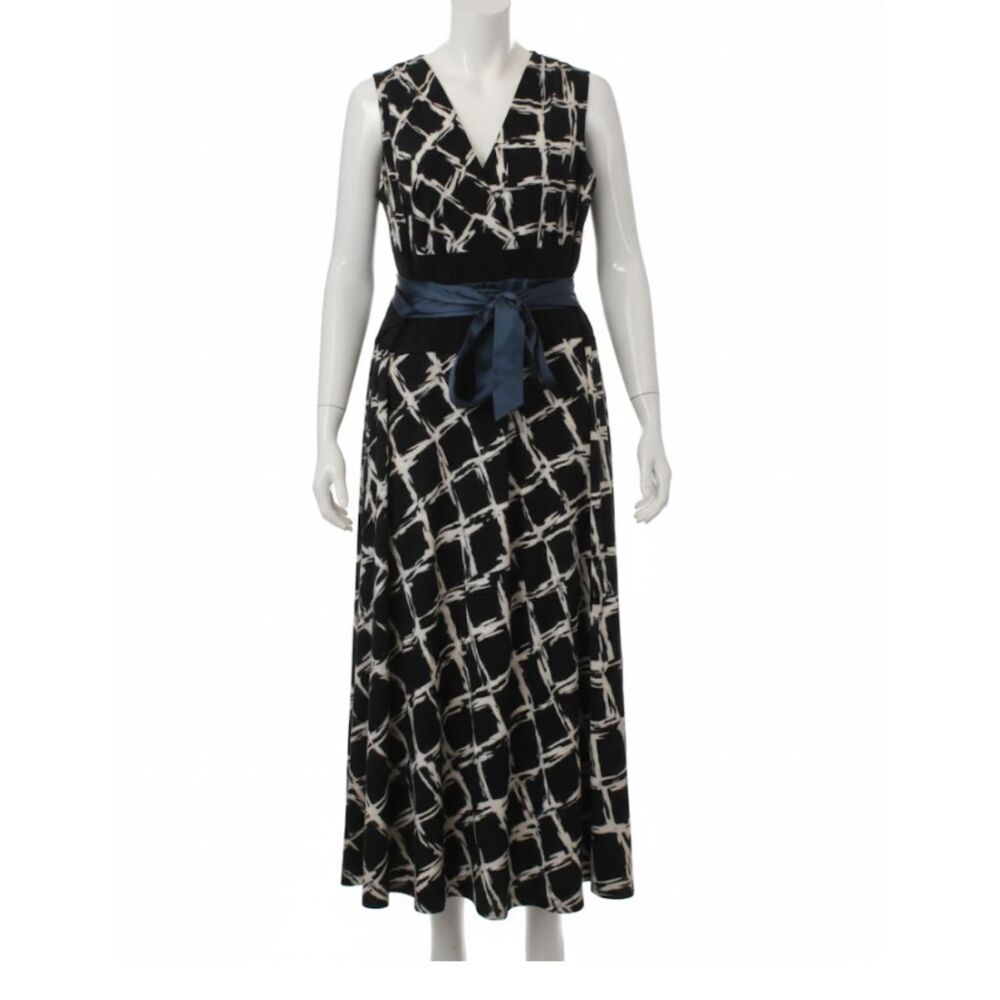 BCBGMAXAZRIA Black & White Print Dress Blue Sash Jersey Knit LG